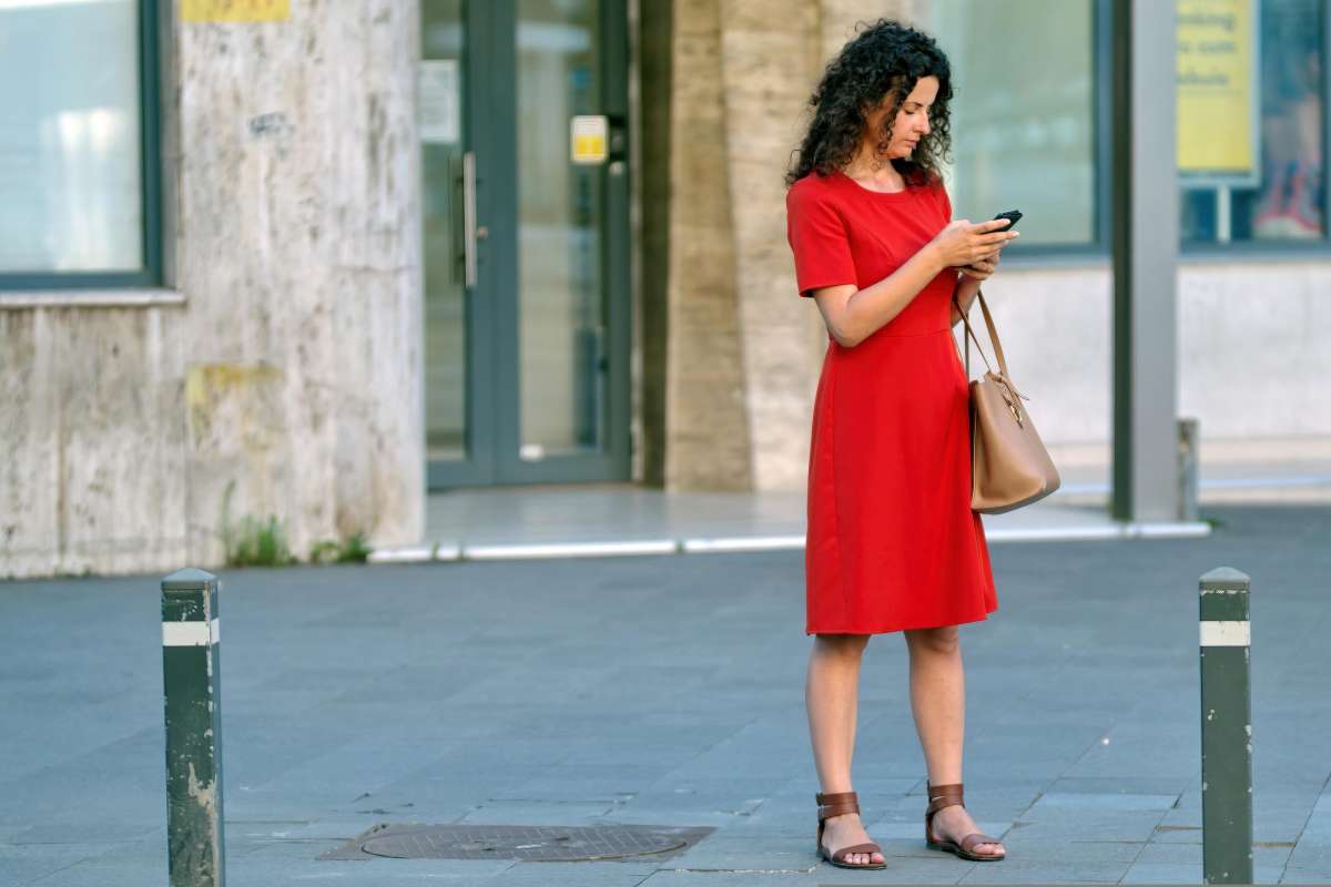 Las estafas digitales cuestan de media 577 euros a cada víctima en España y la mayoría no denuncia
